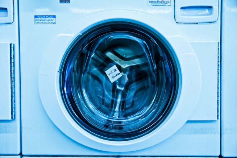 Máquina de lavar não centrifuga na Cidade Dutra: causas e solução segura