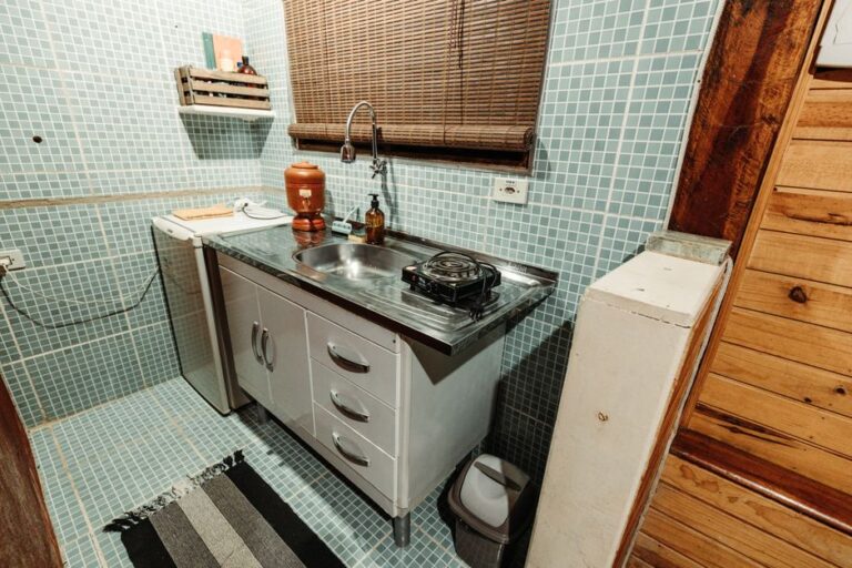Conserto de Geladeira e Máquina de Lavar no Veleiros: Atendimento Rápido e Especializado